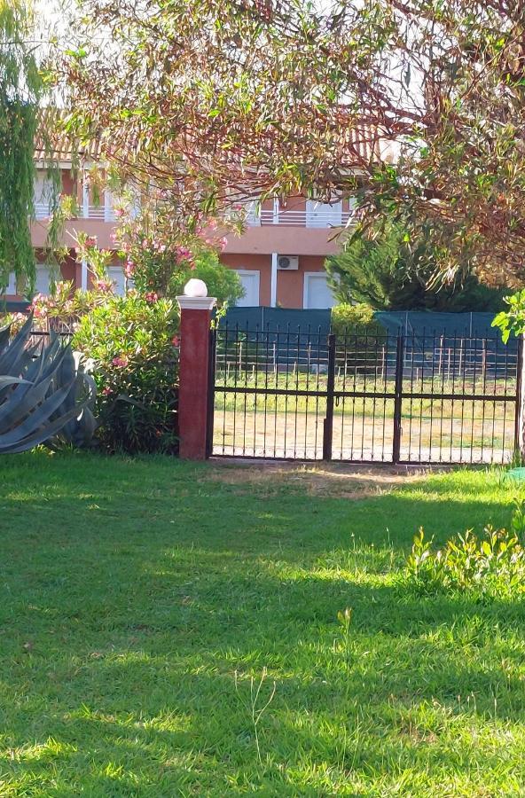 Sausan Apartments Sidárion Exterior foto